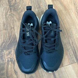 Underarmour sneakers